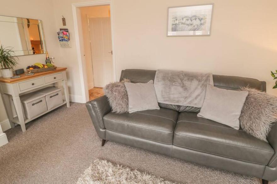 THE TANNERY, pet friendly, with a garden in Whitby