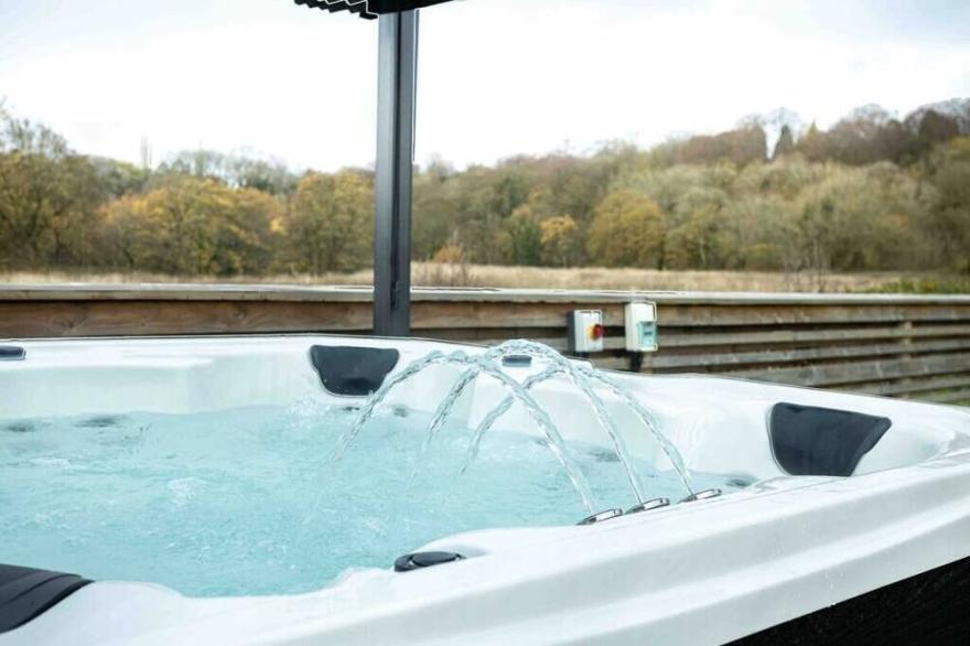 Manchester Luxury Country House Close To The City