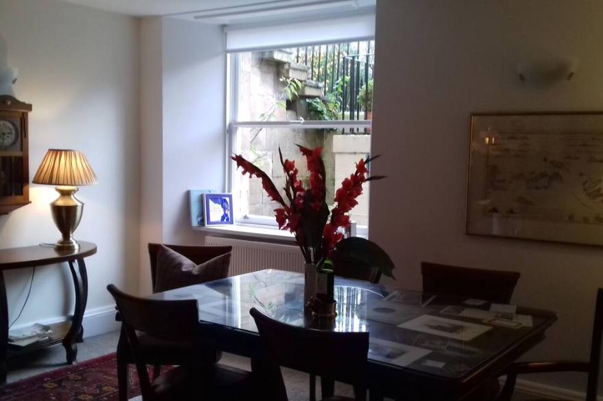 Luxury Apartment in Glasgow's Most Prestigious Address