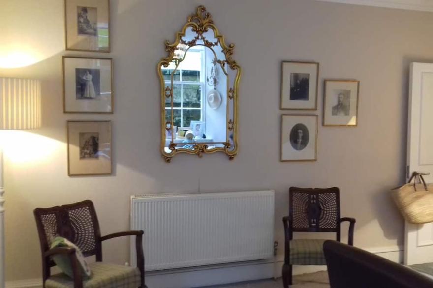 Luxury Apartment in Glasgow's Most Prestigious Address