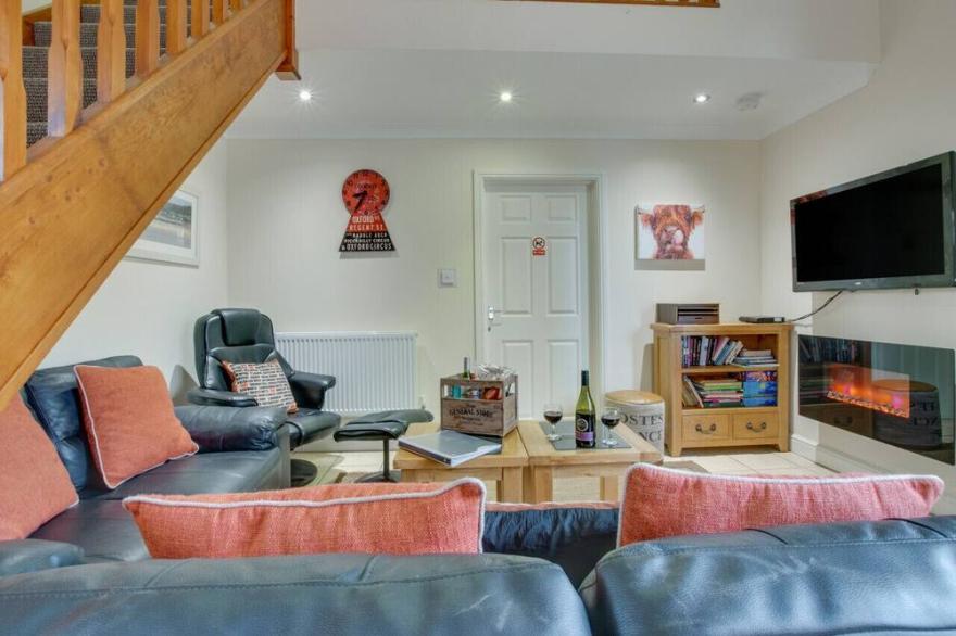 Ysgubor Tawe - Three Bedroom House, Sleeps 6