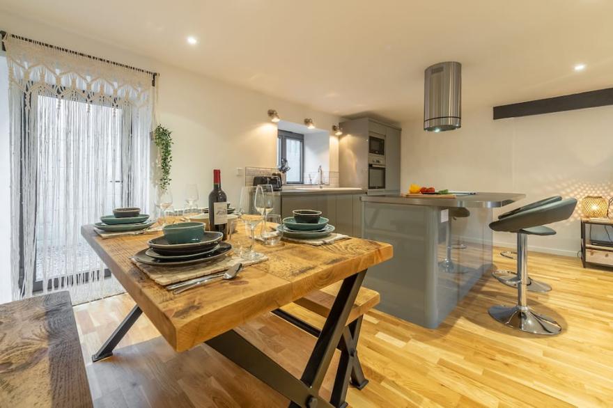 A single-storey barn conversion with access to wonderful coastal walks.