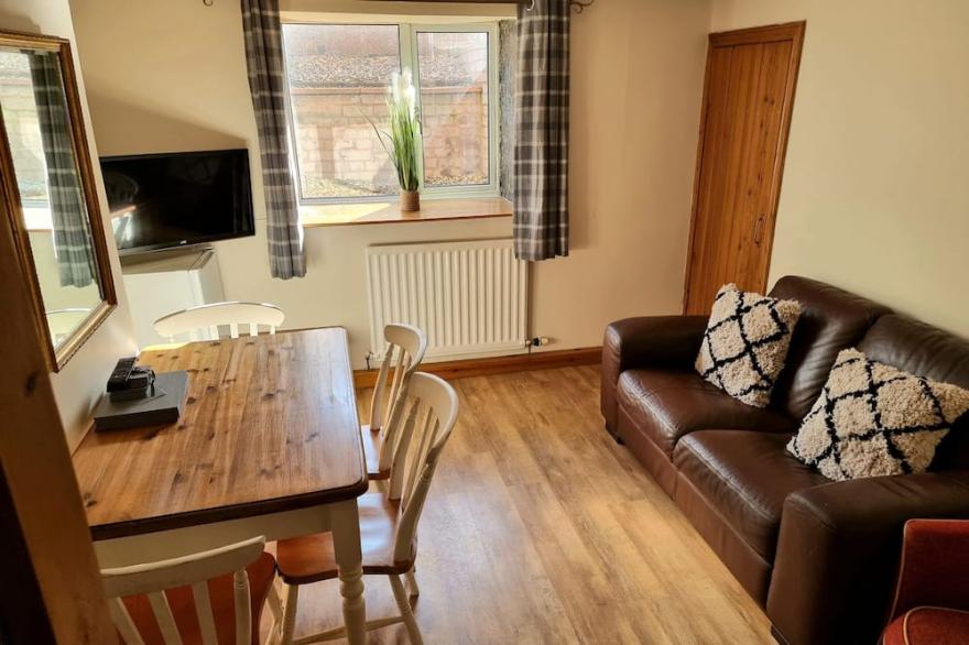 2 MILL STREET, pet friendly, character holiday cottage in Penrith