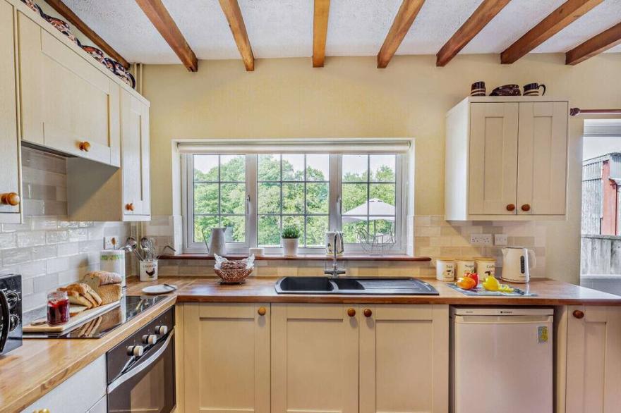Stabal y Nant - Two Bedroom House, Sleeps 4