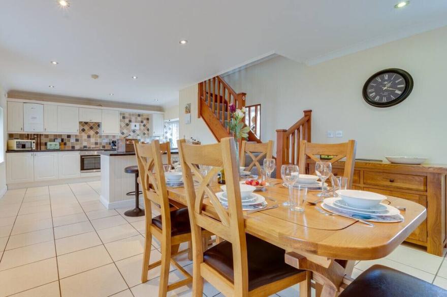 Beudy Tawe - Three Bedroom House, Sleeps 6