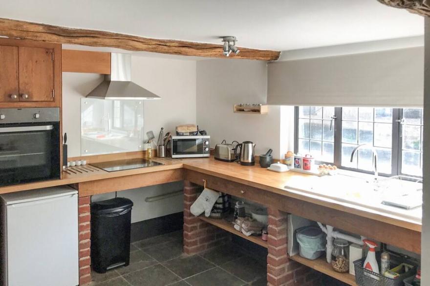 2 bedroom accommodation in Bickleigh, near Tiverton
