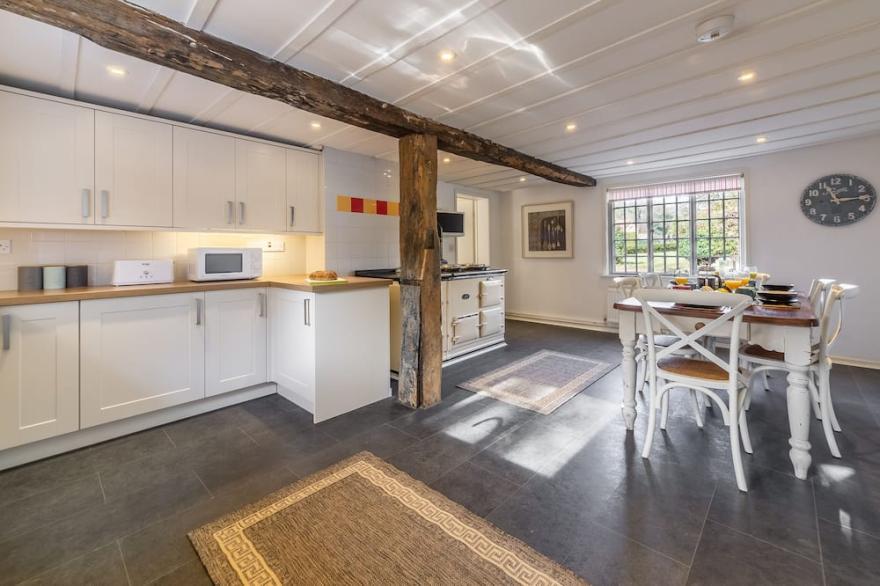 Stay in a 200-year-old lovingly refurbished Georgian farm manager's house.