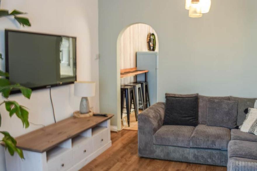 2 bedroom accommodation in Perranporth