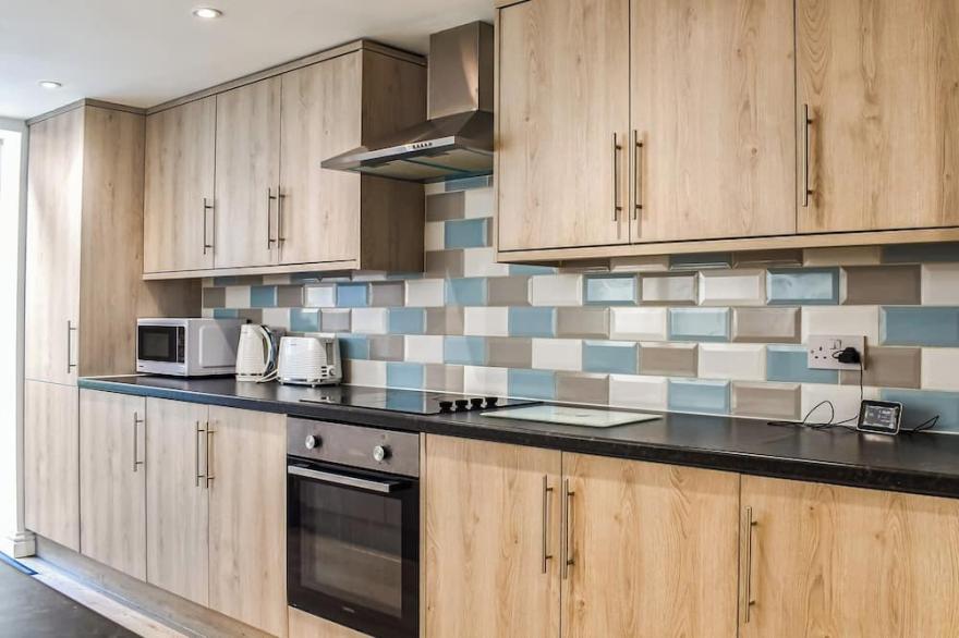 4 bedroom accommodation in Ramsgate