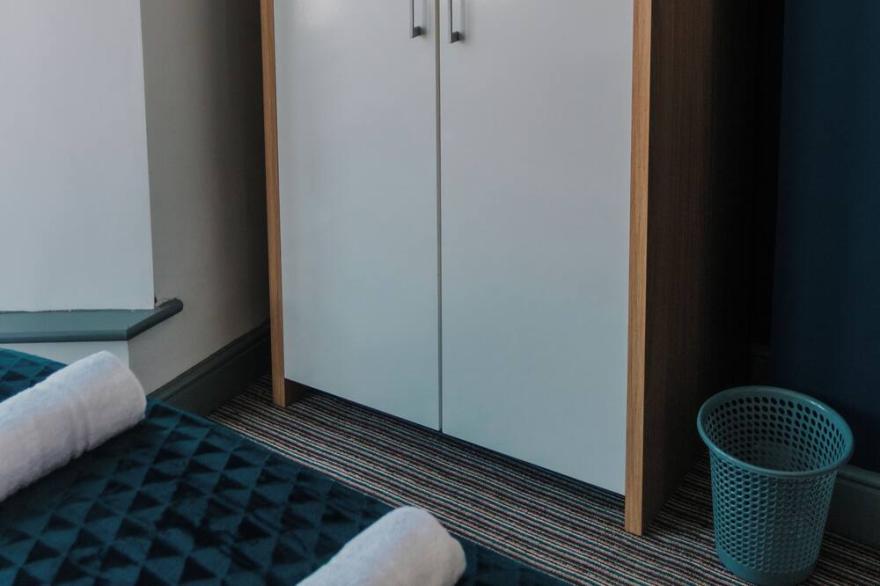 3 Bdrm Apt City Ctre sleeps 5