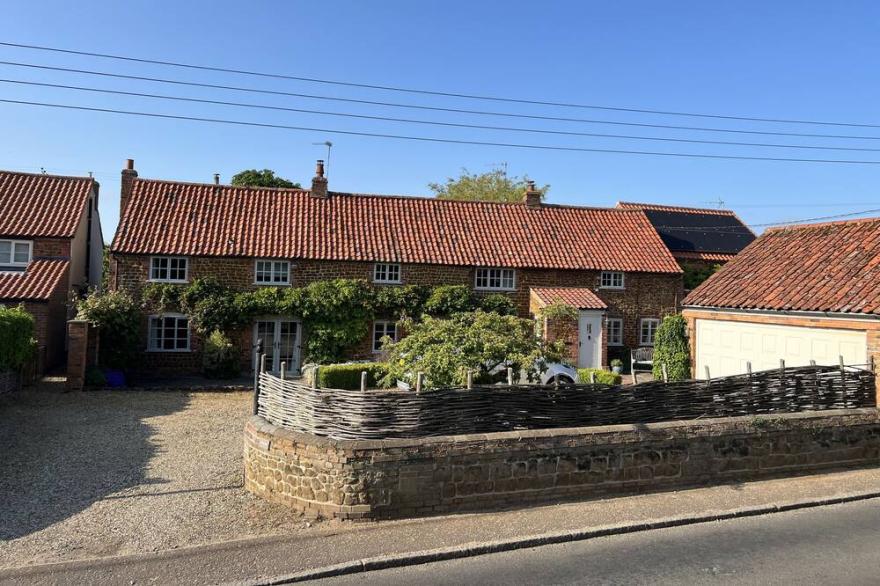Sedgeford - Spacious 5 bedroom 400 year old house