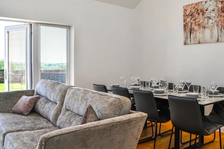 4 bedroom accommodation in Carlisle