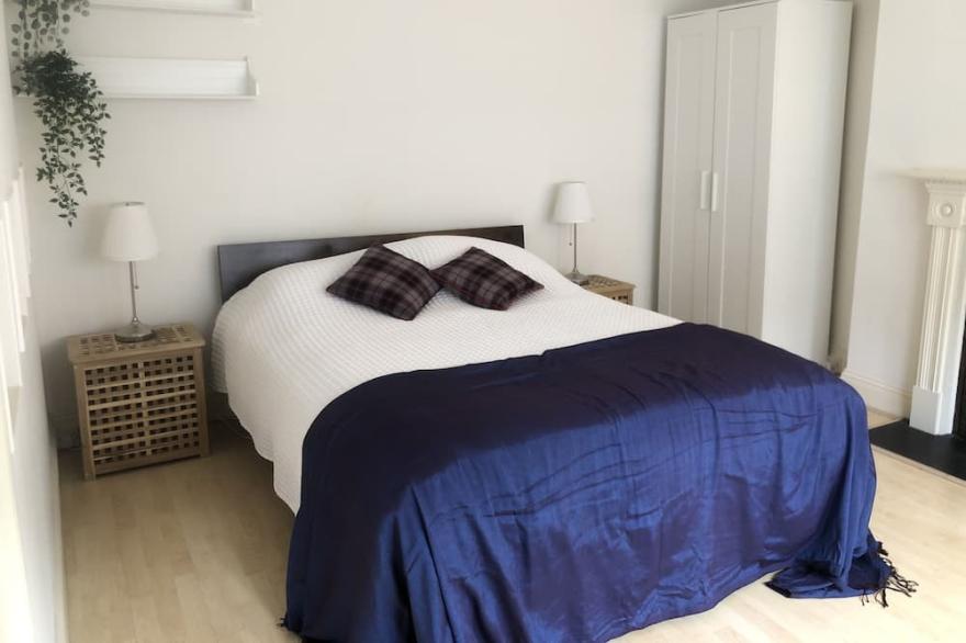 Bright 1-bedroom flat in the heart of Camden Town