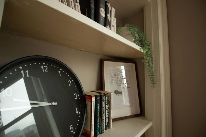Bright and spacious Georgian flat in New Town