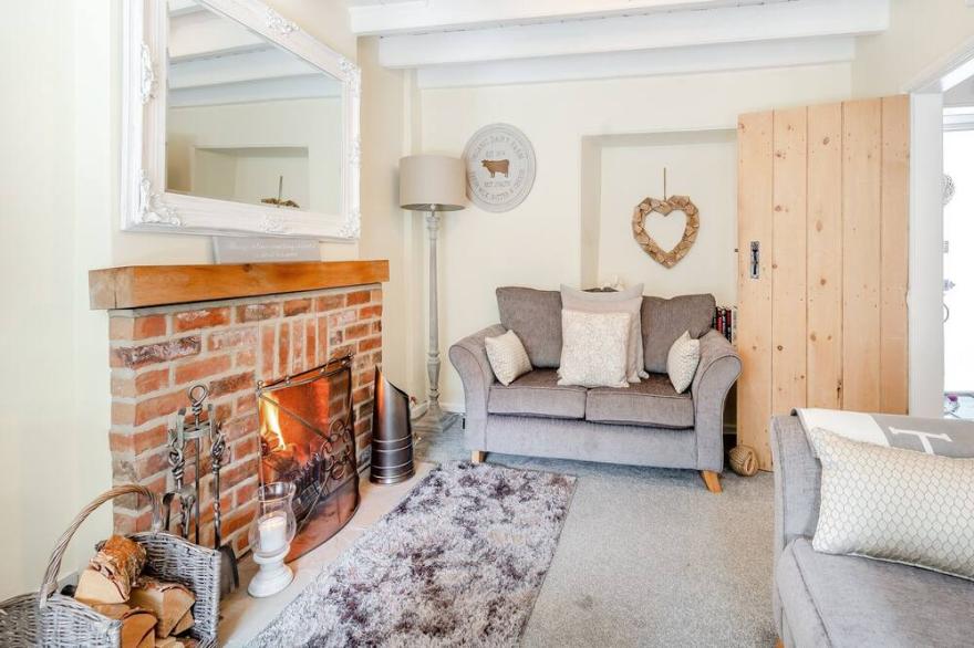 2 bedroom accommodation in Pickering