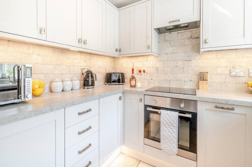 2 bedroom accommodation in Pickering