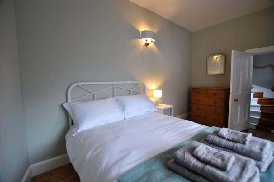 Carstairs House- fabulous family home by the sea