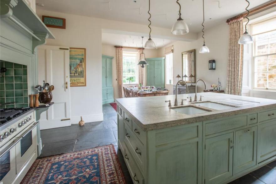 A beautiful Georgian Manor House near Newquay