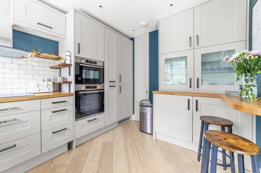 Serene 3BD Flat, view of the Thames - Hammersmith
