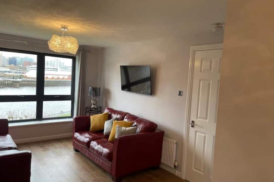 River view Apartment