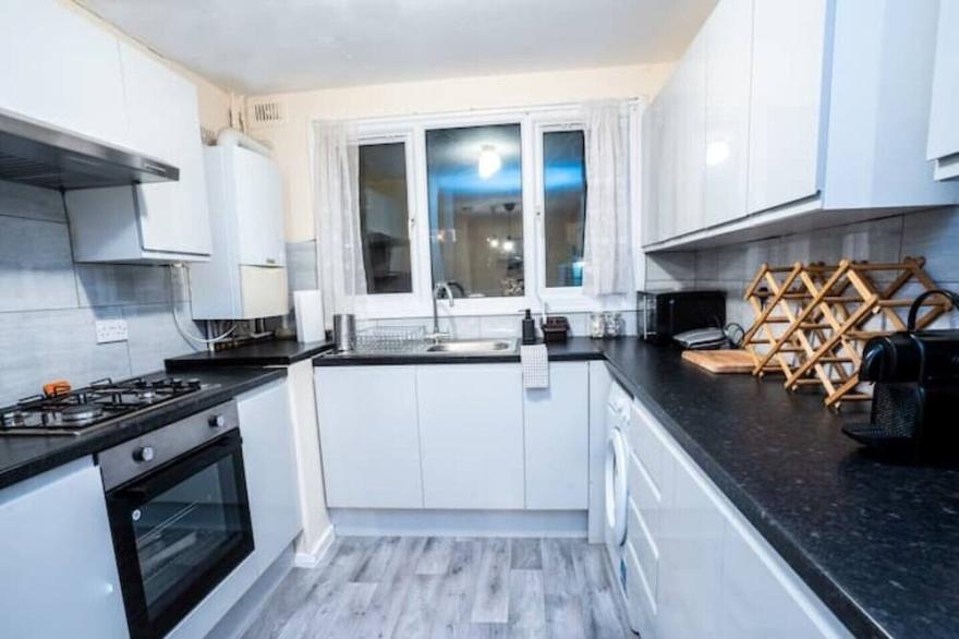 Family Home, 3 Bed Room House in Islington, London