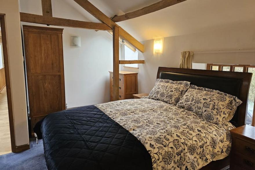 West Town Farm a peaceful 2 bed Barn nr Exeter