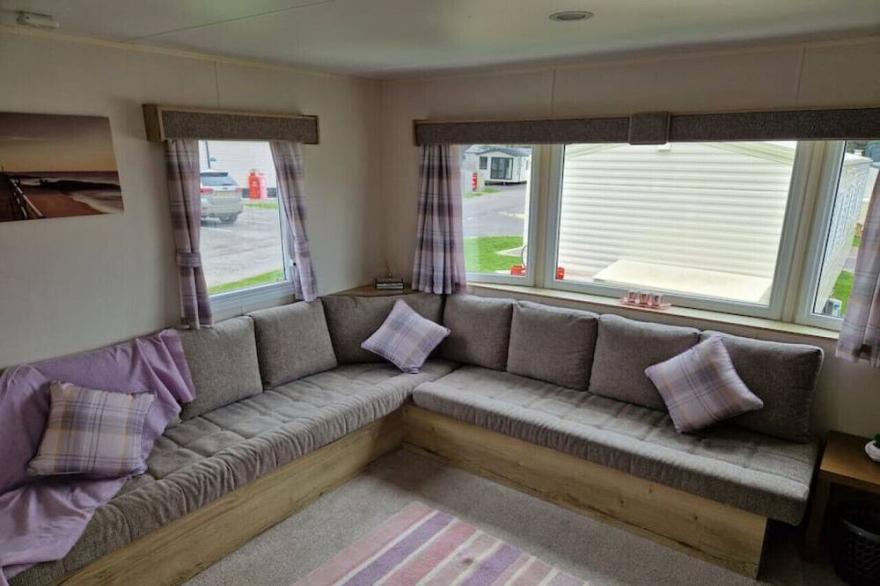 Brand New 3 Bed @ Weymouth Bay