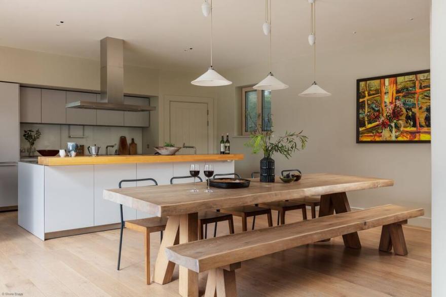Greencourt - Rock -  stunning holiday house for 10 - walk to beach