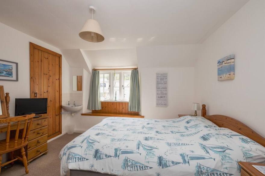 Pretty Cornish Cottage - Sleeping 4