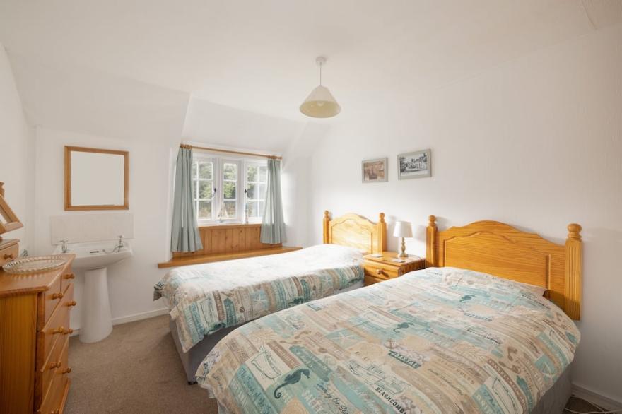 Pretty Cornish Cottage - Sleeping 4