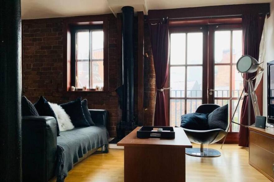 7C - Amazing converted warehouse-Mathew St. 2 bed