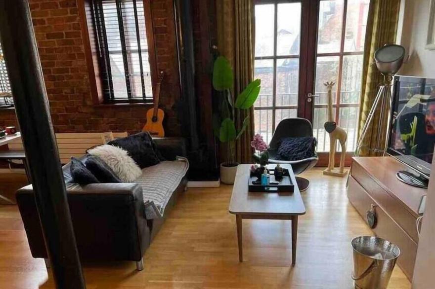 7C - Amazing converted warehouse-Mathew St. 2 bed