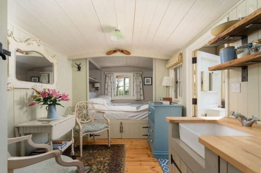 Woodstock Retreat Shepherd's Hut