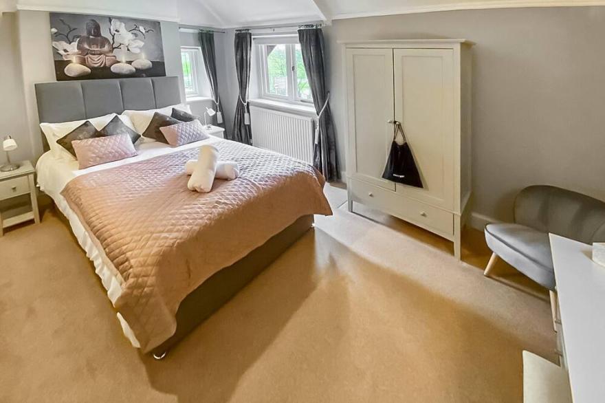 2 bedroom accommodation in Corbridge, near Hexham