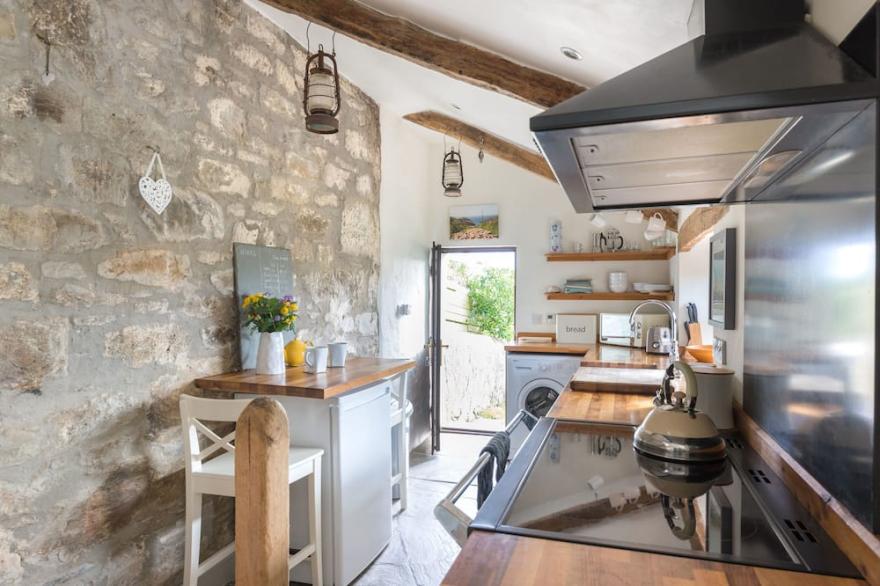 Quiet Location,Sea views,10 Min walk to PortQuin Between Port Isaac and Polzeath