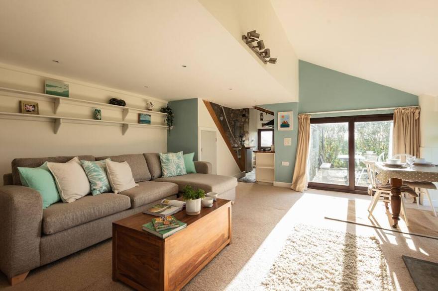 Quiet Location,Sea views,10 Min walk to PortQuin Between Port Isaac and Polzeath