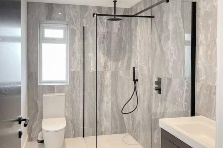 Gorgeous 2 bed property