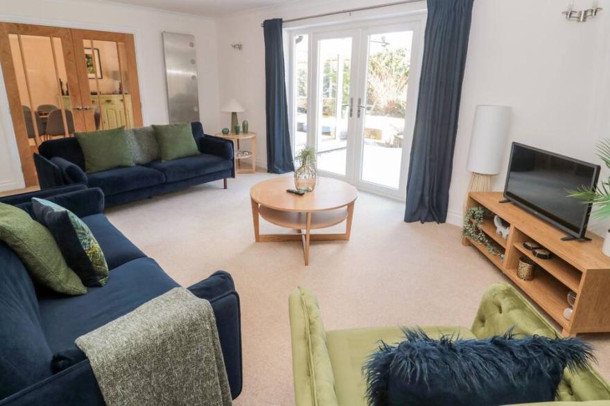 THE CROFT, family friendly, with hot tub in Alnwick