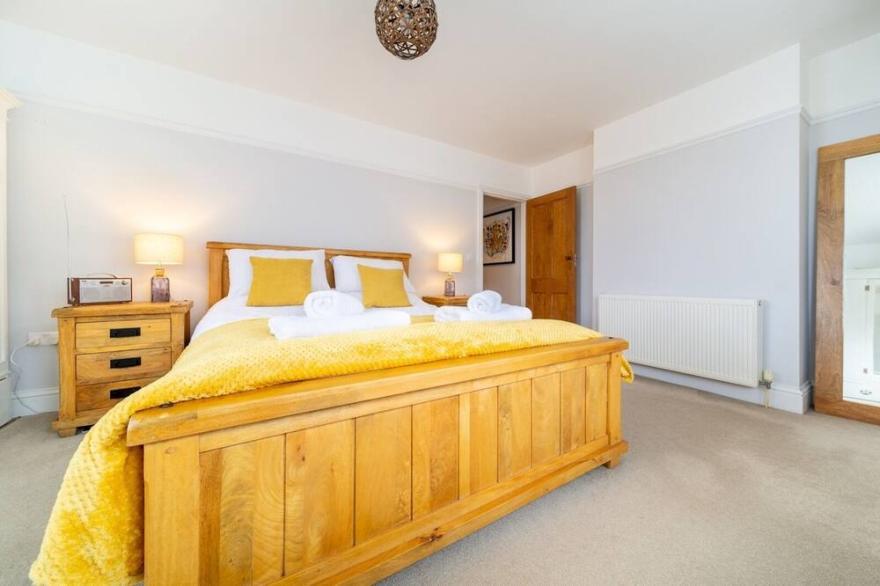 Victorian Town House in Newquay Town Pass the Keys