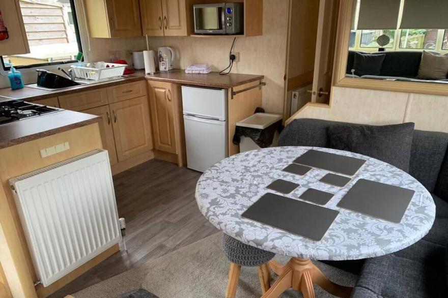3 bedroom static caravan in Ladybank, 20 mins away from St Andrews