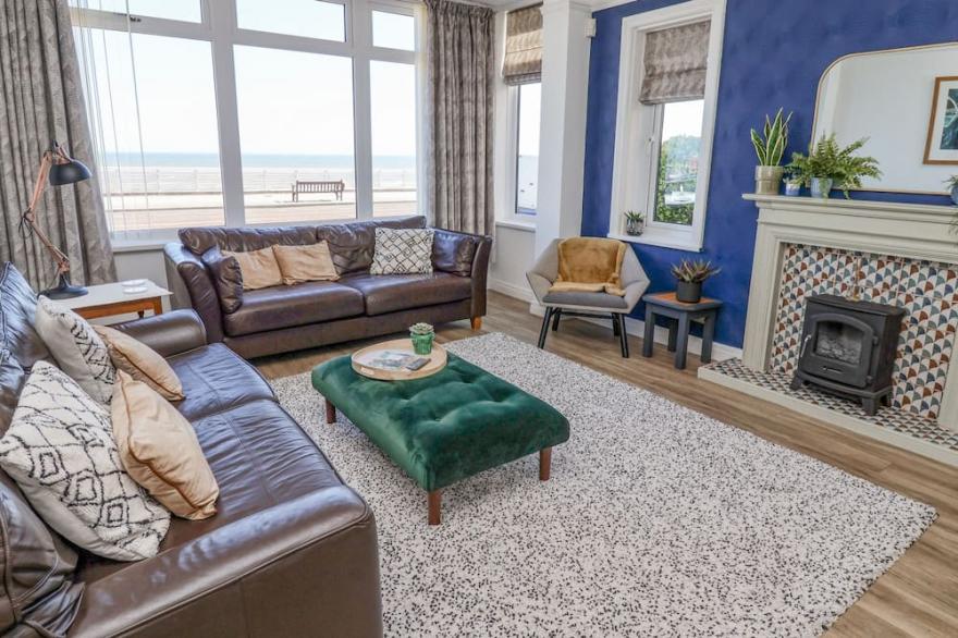 SOUTHDOWNE, pet friendly, country holiday cottage in Bridlington