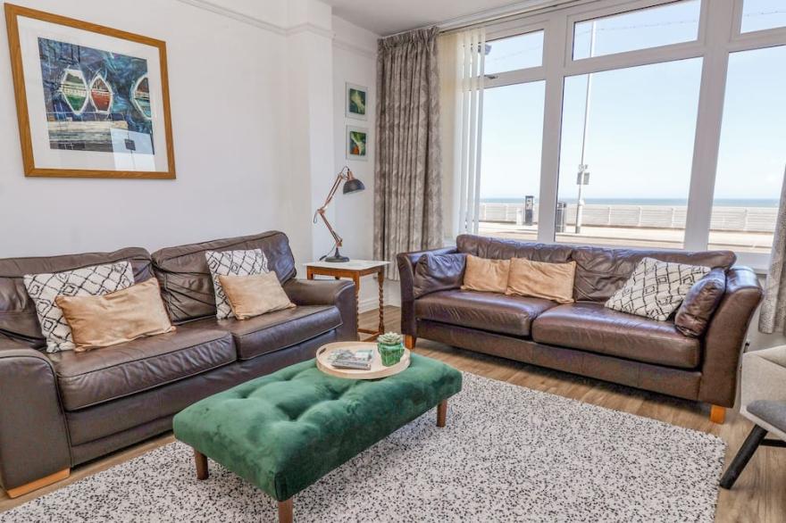 SOUTHDOWNE, pet friendly, country holiday cottage in Bridlington