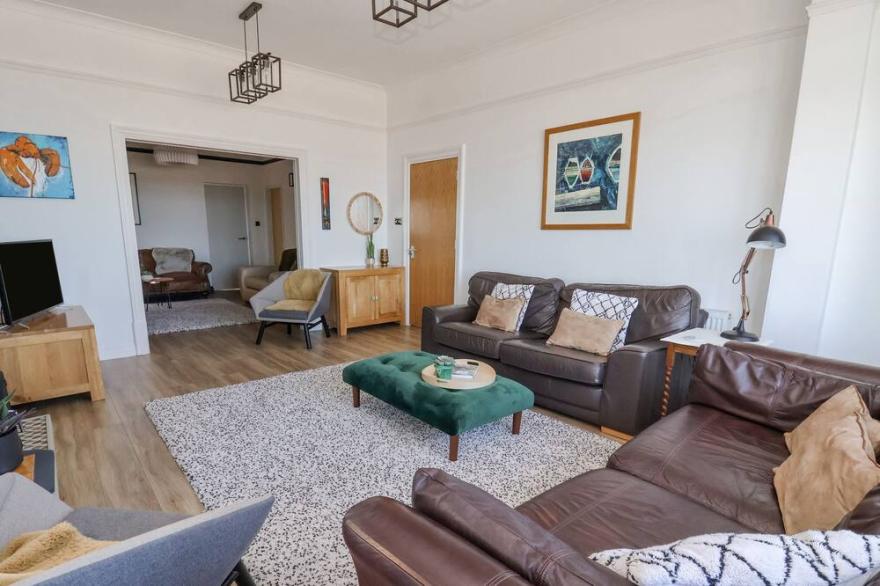 SOUTHDOWNE, pet friendly, country holiday cottage in Bridlington