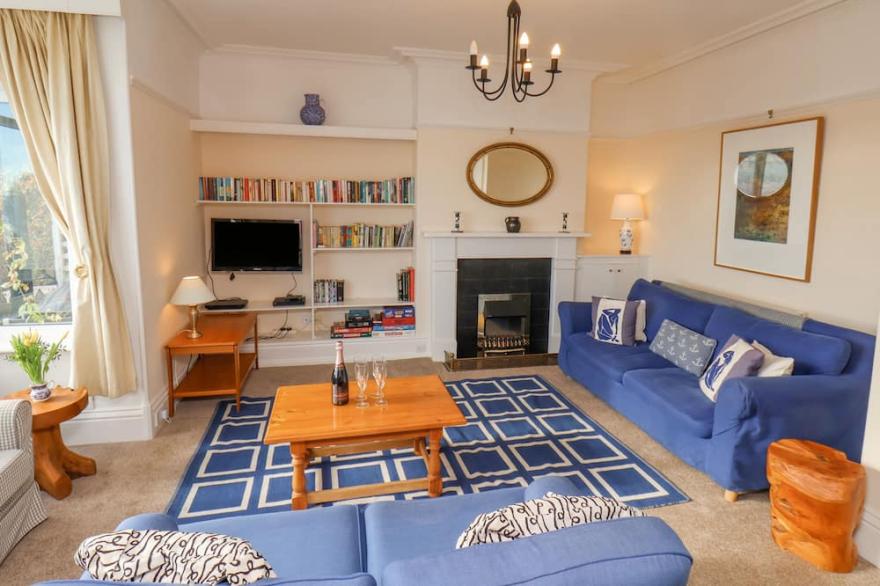 CRAIGMORE, pet friendly, country holiday cottage in Sandsend