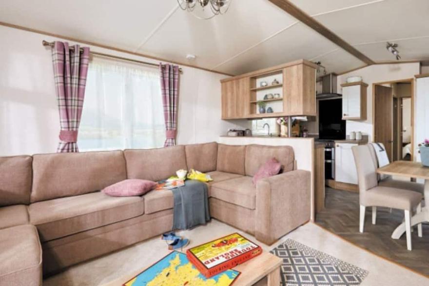 2 bedroom accommodation in Axminster