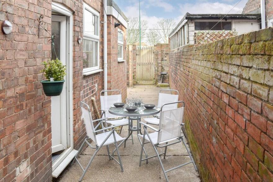 5 bedroom accommodation in Great Yarmouth