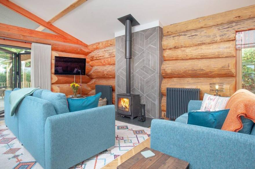 3 bedroom accommodation in Lifton