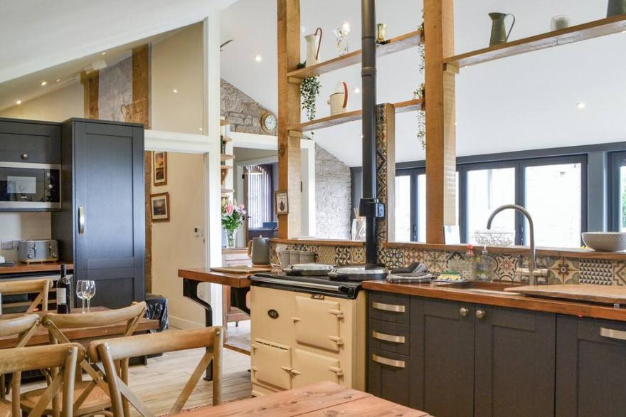 6 bedroom accommodation in Waverton, near Wigton