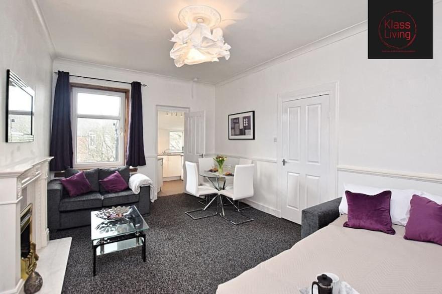One Bedroom Apartment by Klass Living Coatbridge-Whifflet Park Apartment w/ Wifi