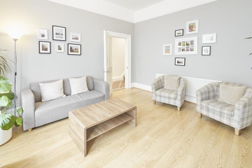 Host & Stay | Victorian Seahouse